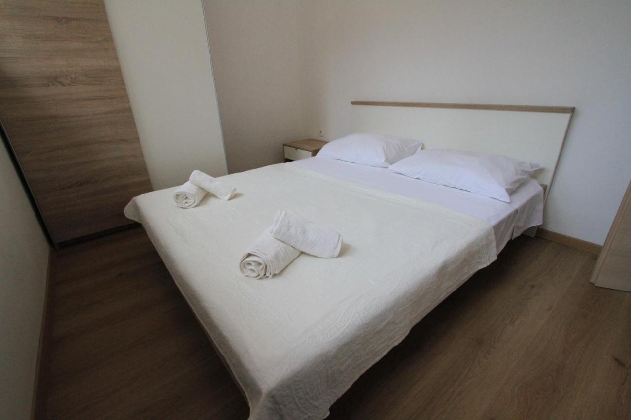 Apartman Darija Podstrana Bagian luar foto